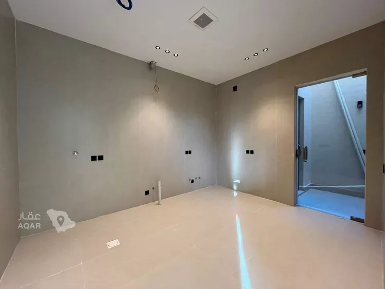 Villa for Sale in Riyadh Al Mahdiyah 10