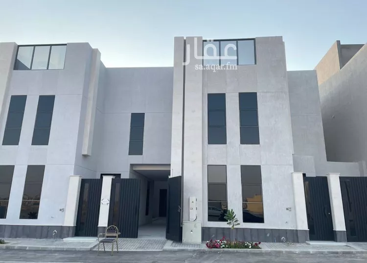 فيلا للبيع في شارع إبراهيم بن علي بن علوي, حي المهدية, مدينة الرياض, منطقة الرياض صورة 2