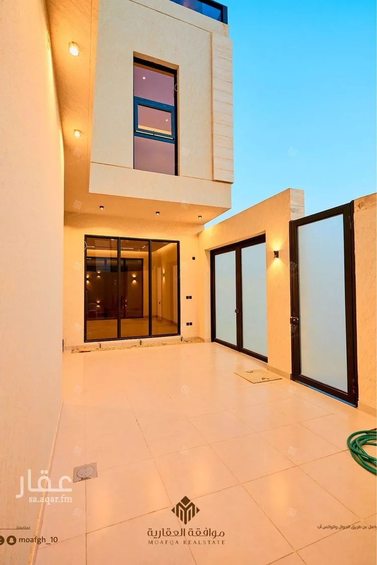 فيلا للبيع في شارع عبدالقادر بن عبدالوارث, حي المهدية, مدينة الرياض, منطقة الرياض صورة 4