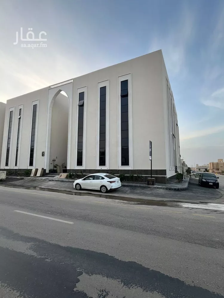 شقة للبيع في شارع عبداللطيف بن المبارك, حي المهدية, مدينة الرياض, منطقة الرياض صورة 2