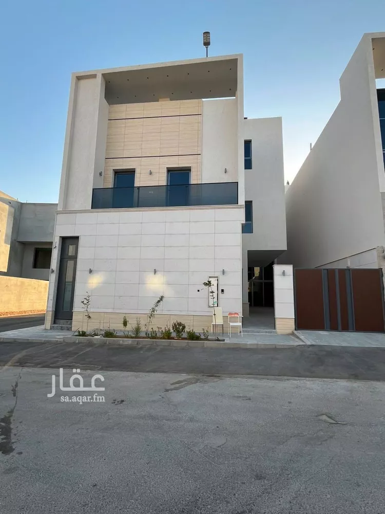Villa for Sale in Riyadh Al Mahdiyah صورة 2