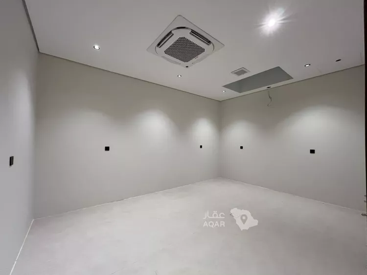 Villa for Sale in Riyadh Al Mahdiyah 10