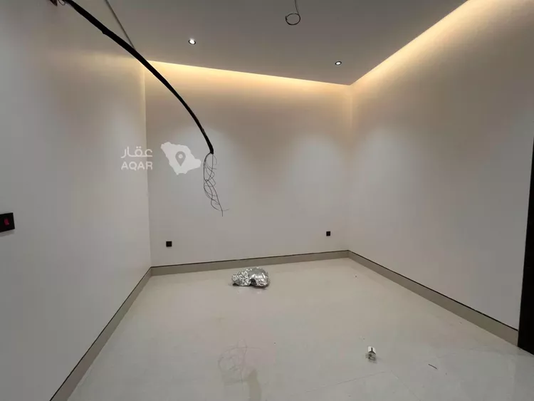 Villa for Sale in Riyadh Al Mahdiyah 20