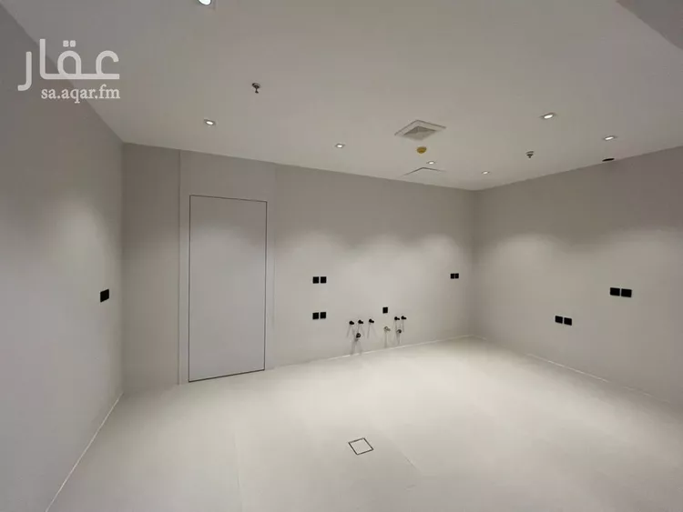 شقة للبيع في شارع ابي الشيخ الاصبهاني, حي المهدية, مدينة الرياض, منطقة الرياض 14