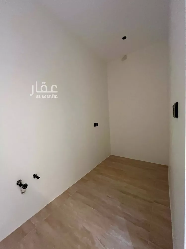 فيلا للبيع في شارع وادي الحسنا, حي المهدية, مدينة الرياض, منطقة الرياض 16