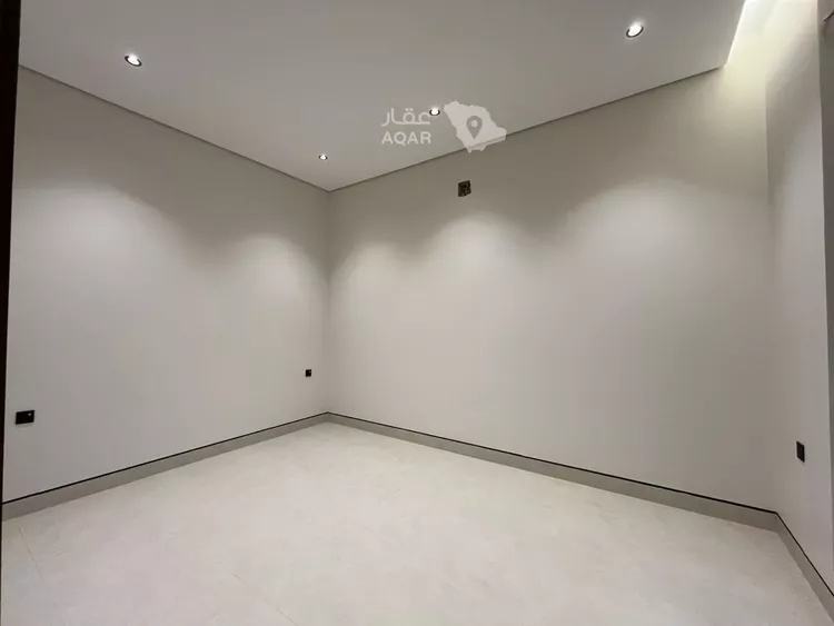 Villa for Sale in Riyadh Al Mahdiyah 28