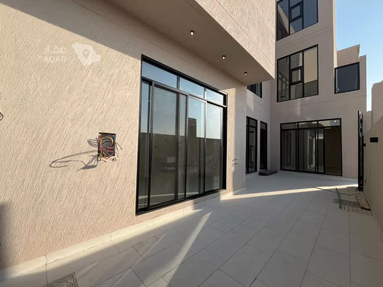 فيلا للبيع في شارع أبي الحسن الأسفرائيني, حي المهدية, مدينة الرياض, منطقة الرياض 4
