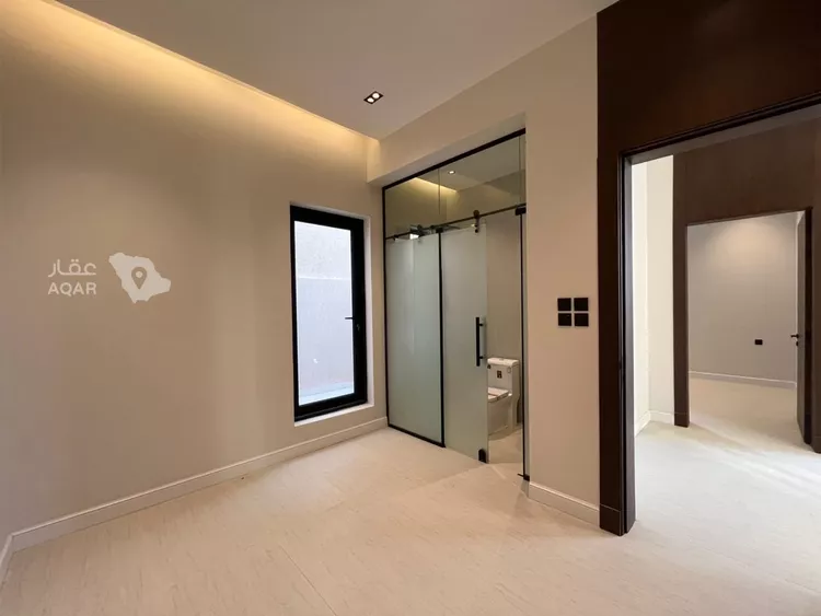 فيلا للبيع في شارع أبي الحسن الأسفرائيني, حي المهدية, مدينة الرياض, منطقة الرياض 25