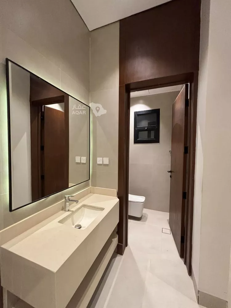 Villa for Sale in Riyadh Al Mahdiyah 11