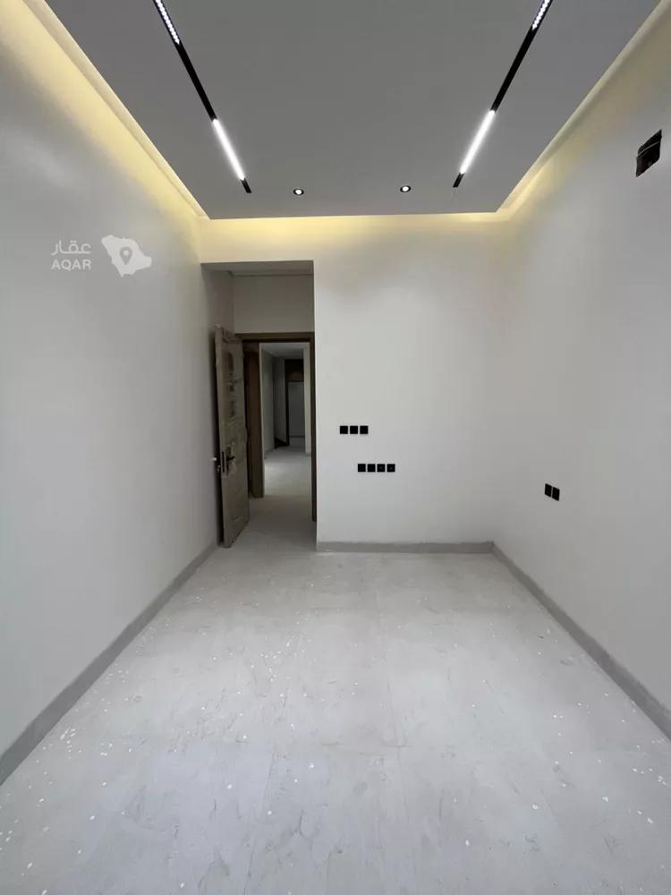 Villa for Sale in Riyadh Al Mahdiyah 14