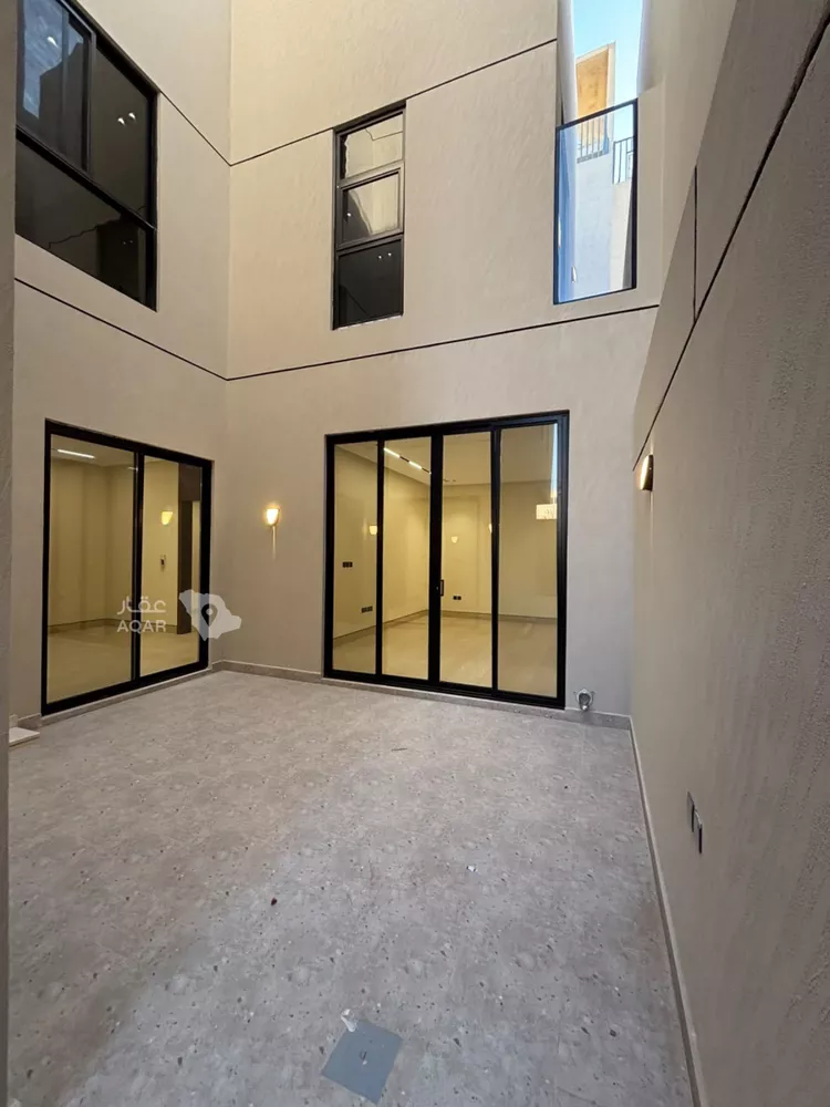 Villa for Sale in Riyadh Al Mahdiyah 8