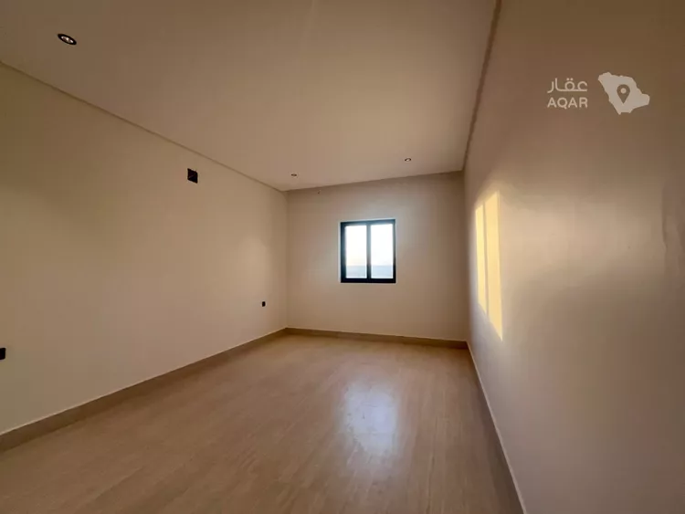فيلا للبيع في شارع أحمد بن الحسن الأنصاري, حي المهدية, مدينة الرياض, منطقة الرياض 24