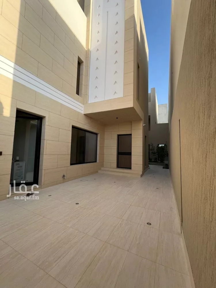 فيلا للبيع في شارع أحمد بن هاشم, حي المهدية, مدينة الرياض, منطقة الرياض صورة 4