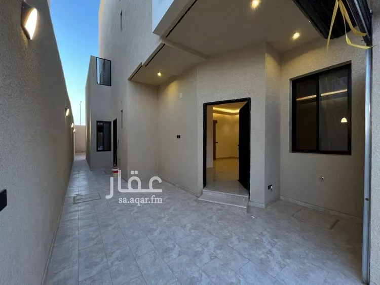 فيلا للبيع في شارع محمد بن أحمد الغزوي, حي المهدية, مدينة الرياض, منطقة الرياض صورة 5