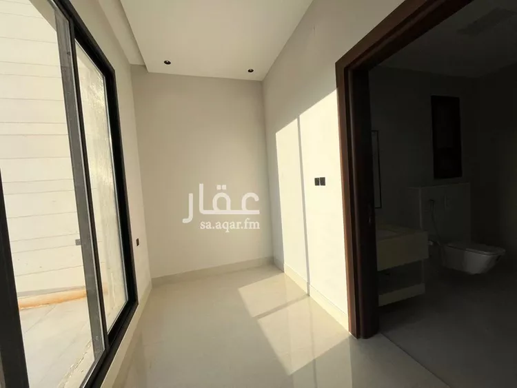 فيلا للبيع في شارع أحمد بن الحسن الأنصاري, حي المهدية, مدينة الرياض, منطقة الرياض 19