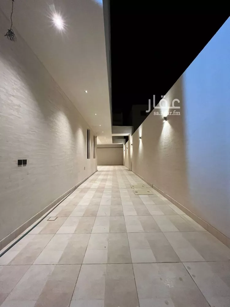 عمارة للبيع في شارع أبي عروة, حي المهدية, مدينة الرياض, منطقة الرياض 8