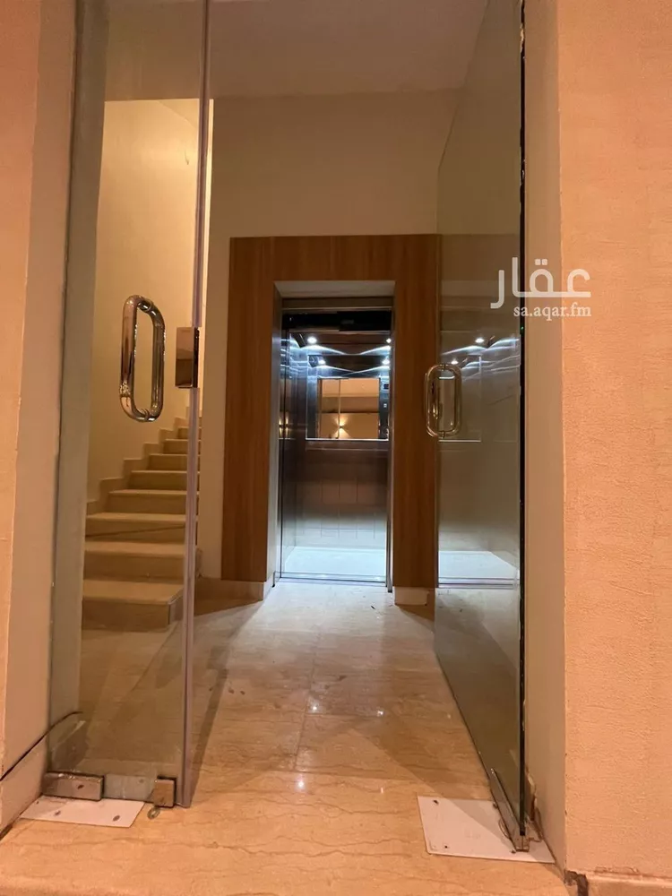 عمارة للبيع في شارع أبي عروة, حي المهدية, مدينة الرياض, منطقة الرياض 10