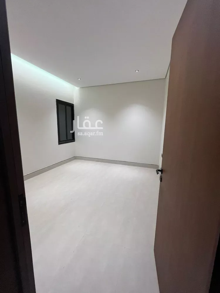 شقة للبيع في شارع عبداللطيف بن المبارك, حي المهدية, مدينة الرياض, منطقة الرياض 13