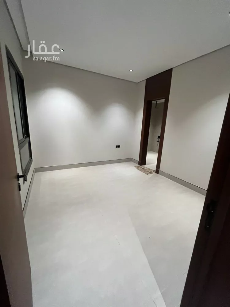 شقة للبيع في شارع عبداللطيف بن المبارك, حي المهدية, مدينة الرياض, منطقة الرياض 19