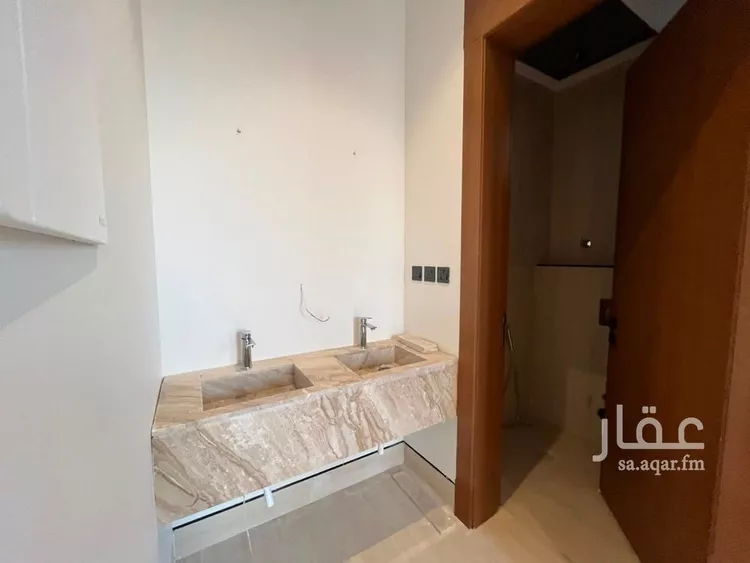 Villa for Sale in Riyadh Al Mahdiyah 7
