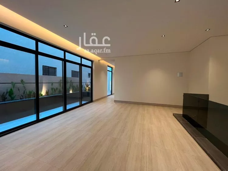 فيلا للبيع في شارع عبدالله النحوي, حي المهدية, مدينة الرياض, منطقة الرياض 16