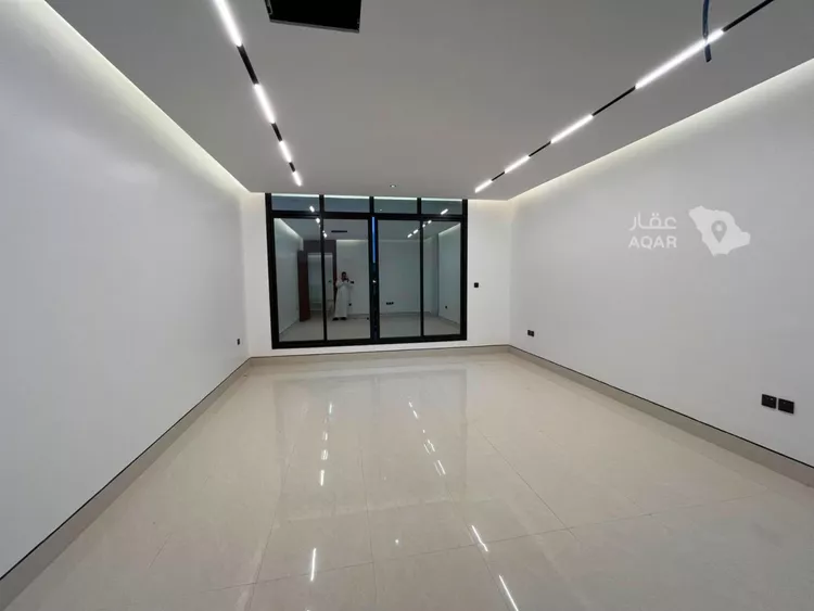 Villa for Sale in Riyadh Al Mahdiyah 23