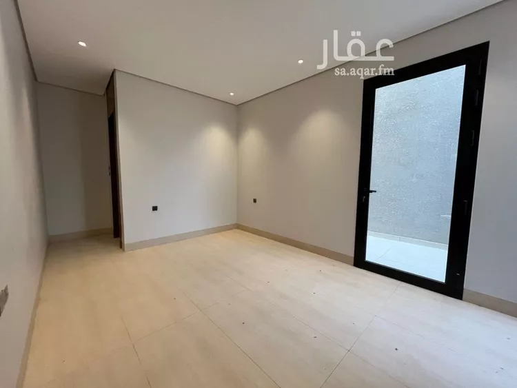 فيلا للبيع في شارع أحمد مفتي المكي الحنفي, حي المهدية, مدينة الرياض, منطقة الرياض 23