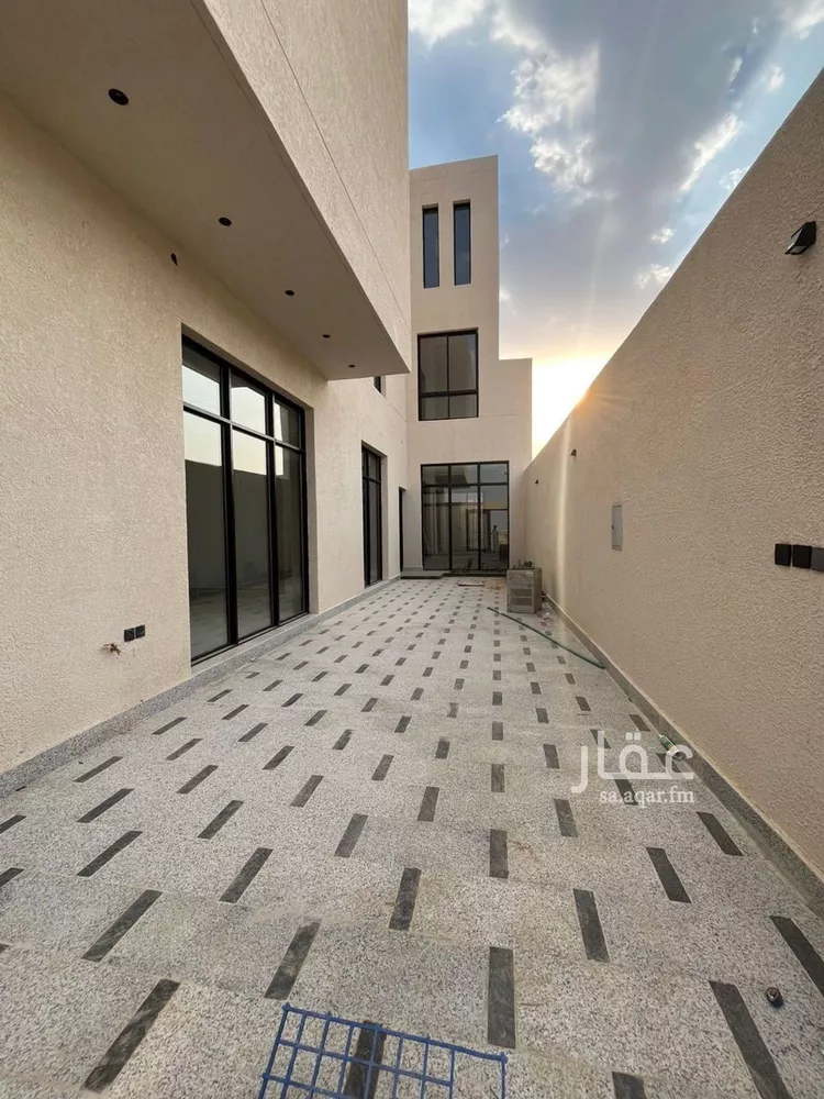 Villa for Sale in Riyadh Al Mahdiyah صورة 5
