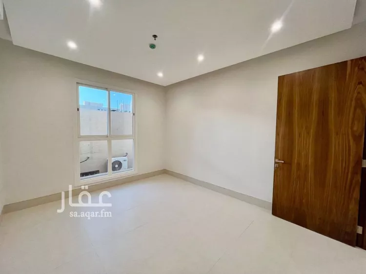 عمارة للبيع في شارع أبي عروة, حي المهدية, مدينة الرياض, منطقة الرياض 13