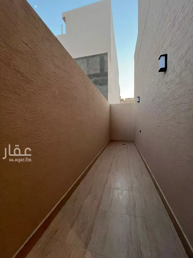 Villa for Sale in Riyadh Al Mahdiyah 14
