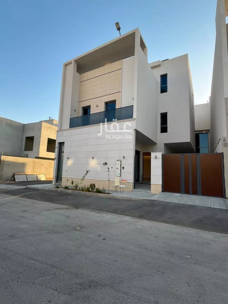 Villa for Sale in Riyadh Al Mahdiyah