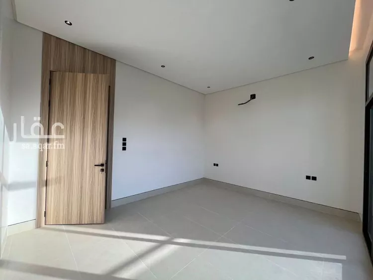 فيلا للبيع في شارع قطب الدين بن السلطان, حي المهدية, مدينة الرياض, منطقة الرياض 15