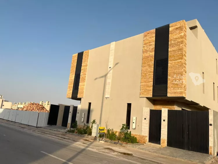Villa for Sale in Riyadh Al Mahdiyah 2