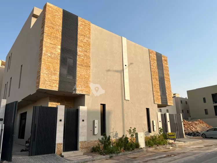 Villa for Sale in Riyadh Al Mahdiyah 3