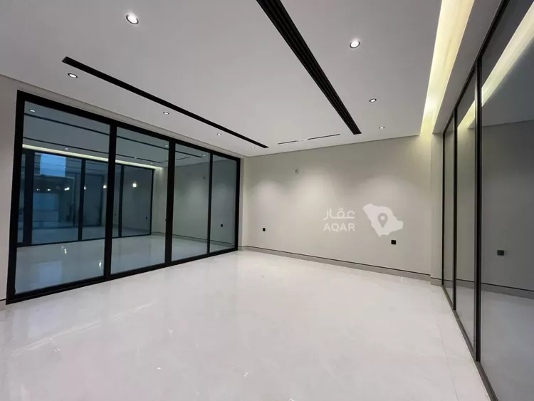 Villa for Sale in Riyadh Al Mahdiyah 11