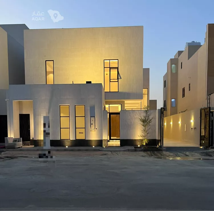 Villa for Sale in Riyadh Al Mahdiyah 3