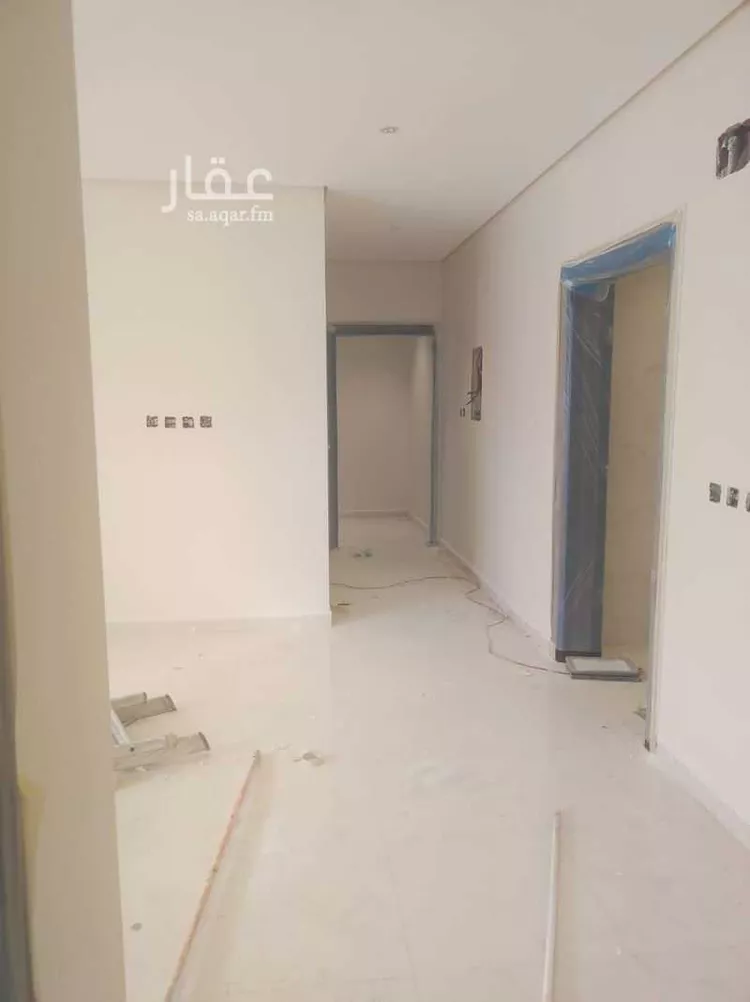 شقة للإيجار في شارع عبدالله بن الزبير ، حي الريان ، حقل ، حقل