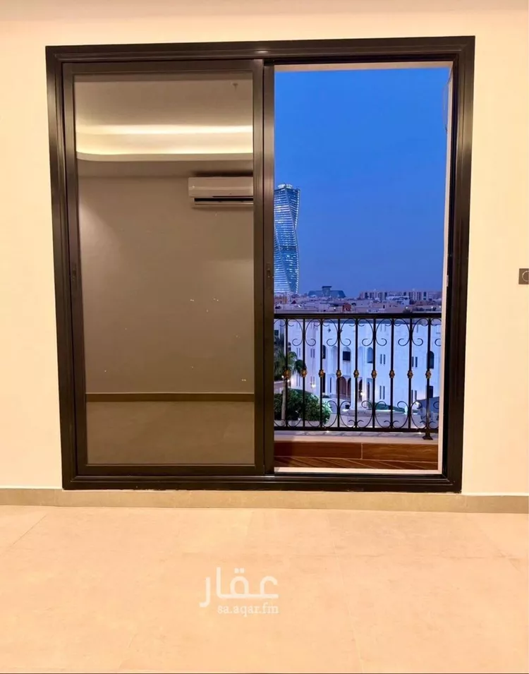 شقة للإيجار في شارع جويرية بنت الحارث, حي المحمدية, مدينة الرياض, منطقة الرياض 12