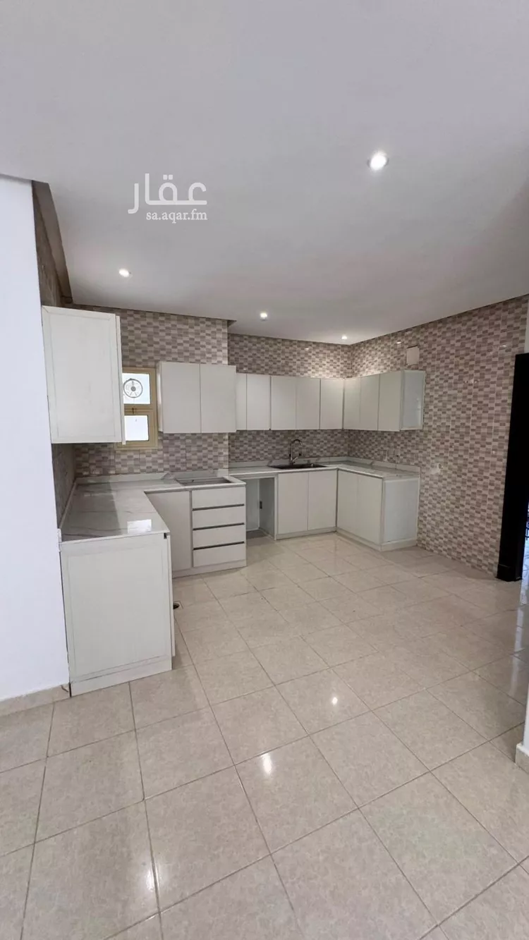 Floor for Rent in Riyadh Al Malqa صورة 4