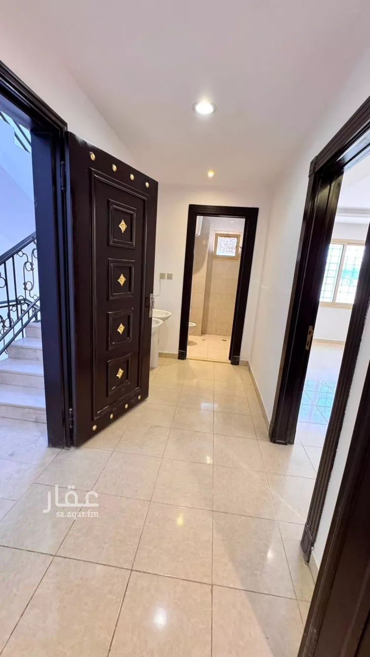 Floor for Rent in Riyadh Al Malqa صورة 3