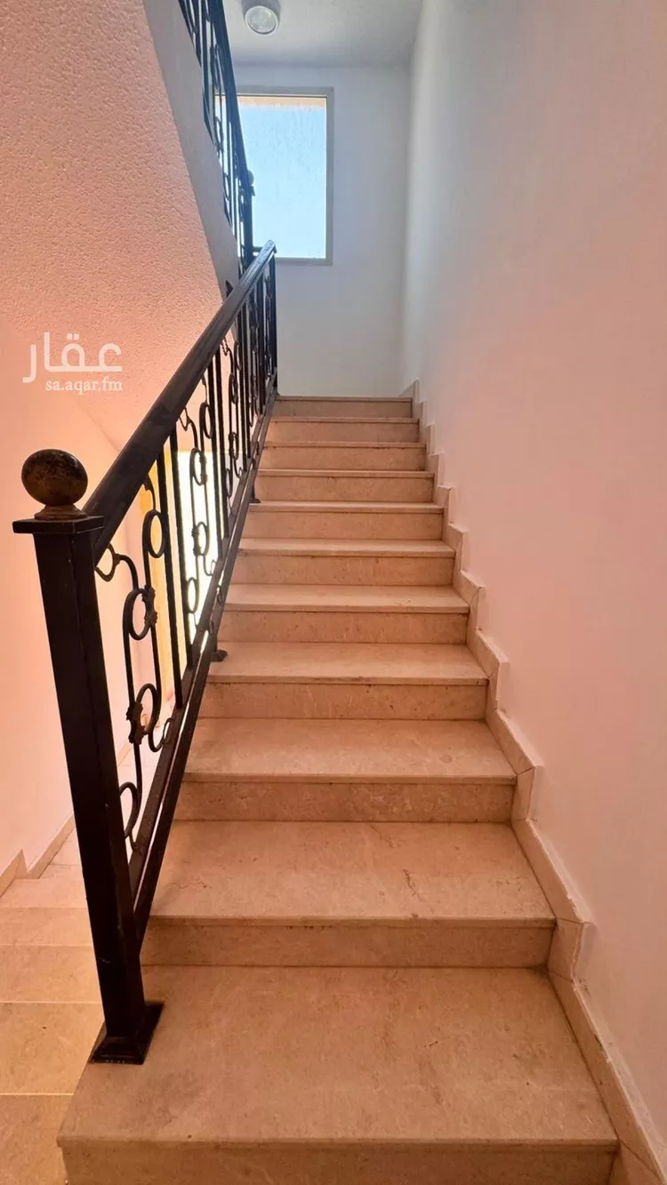 Floor for Rent in Riyadh Al Malqa صورة 2