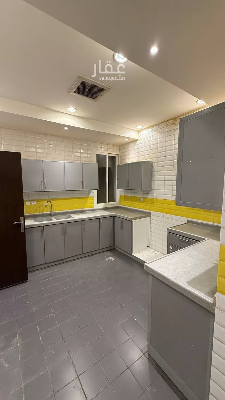 Floor for Rent in Riyadh An Narjis 15
