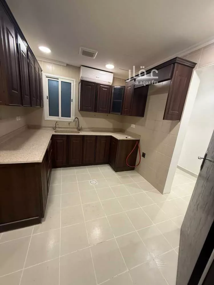 Building for Rent in Dhahran Al Qusur