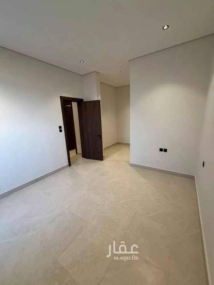 دور للبيع في شارع ٢٠ شرقي, حي النرجس, مدينة الرياض, منطقة الرياض صورة 5