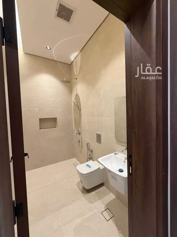 دور للبيع في شارع ١٥ جنوبي, حي النرجس, مدينة الرياض, منطقة الرياض صورة 4