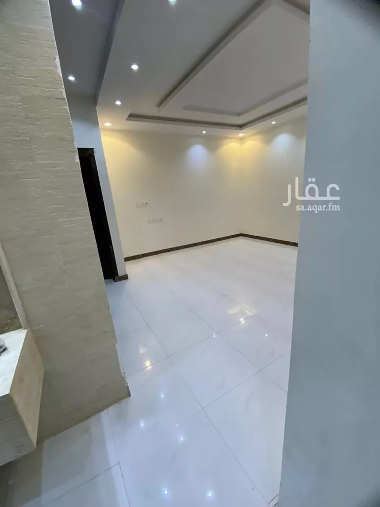 فيلا للبيع في شارع الإقحوانة, حي الدار البيضاء, مدينة الرياض, منطقة الرياض صورة 5