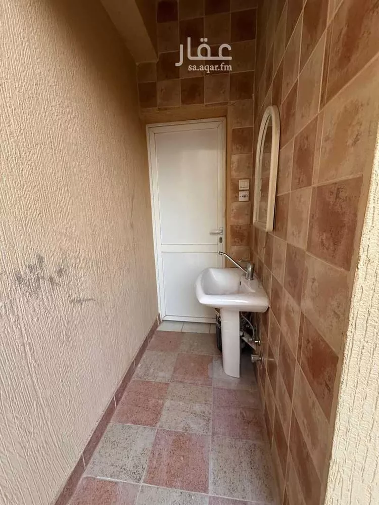 فيلا للإيجار في شارع فزارة, حي قرطبة, مدينة الرياض, منطقة الرياض صورة 3