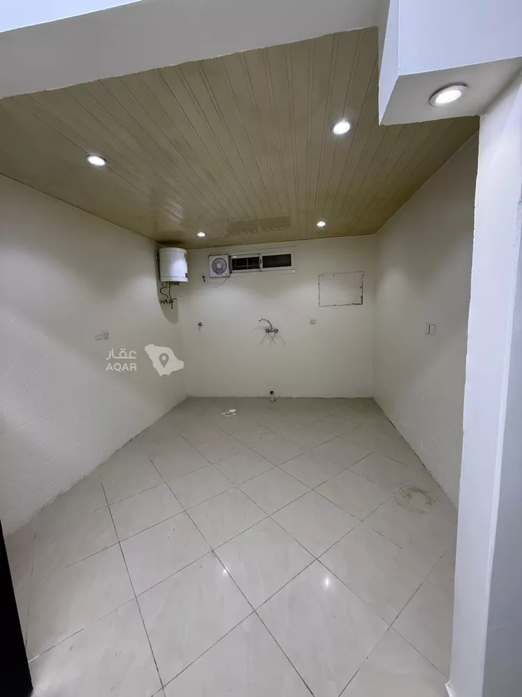 Floor for Rent in Riyadh Qurtubah 8