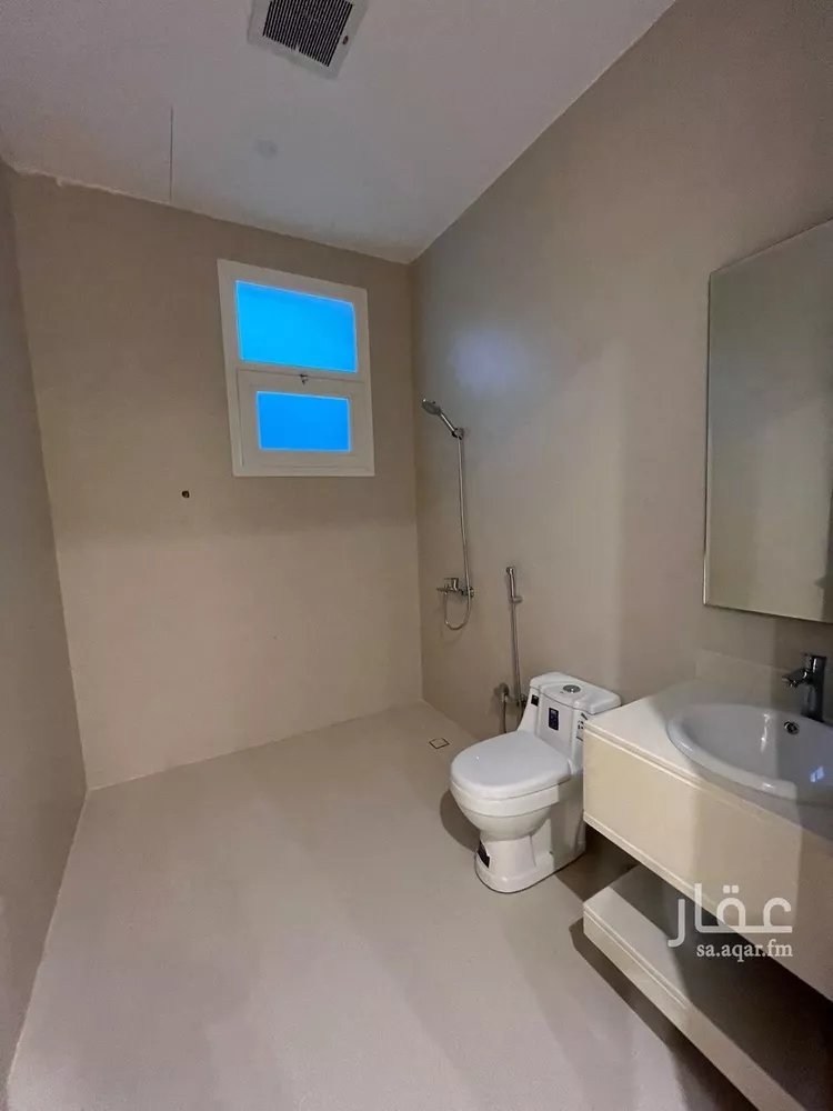 عمارة للبيع في شارع كفاية بنت أبي الفتوح, حي المهدية, مدينة الرياض, منطقة الرياض 17