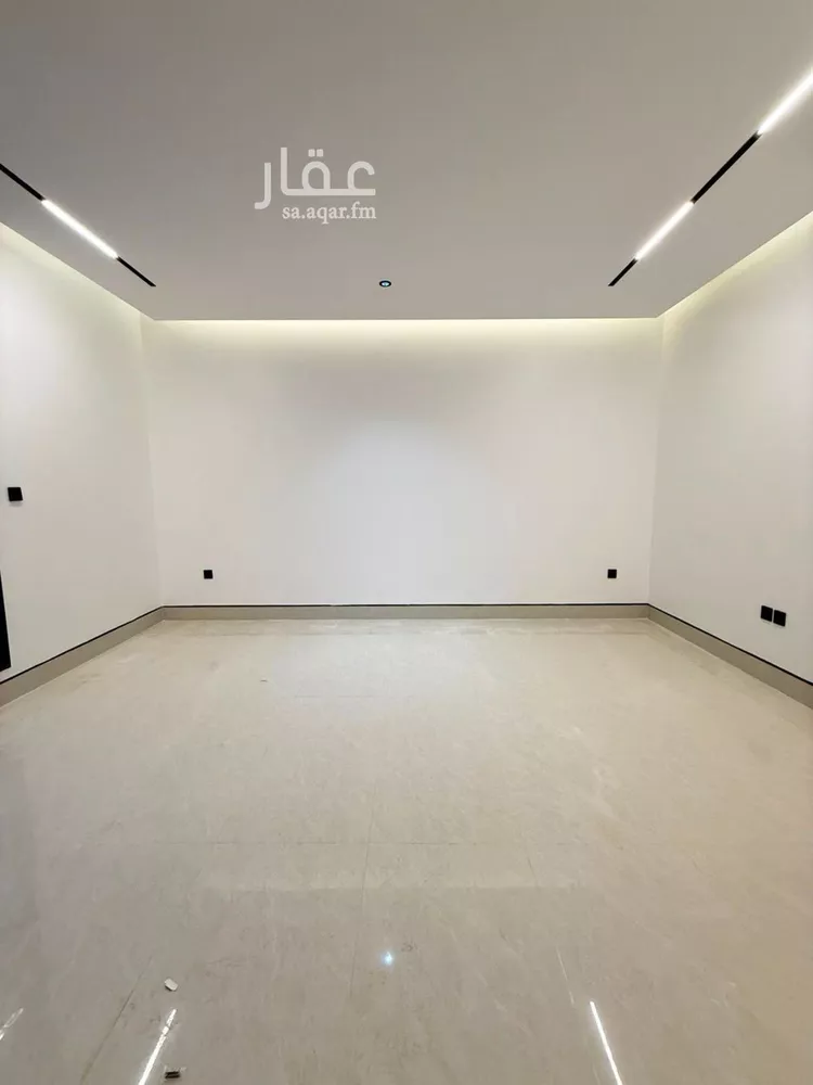 Villa for Sale in Riyadh Al Mahdiyah 22